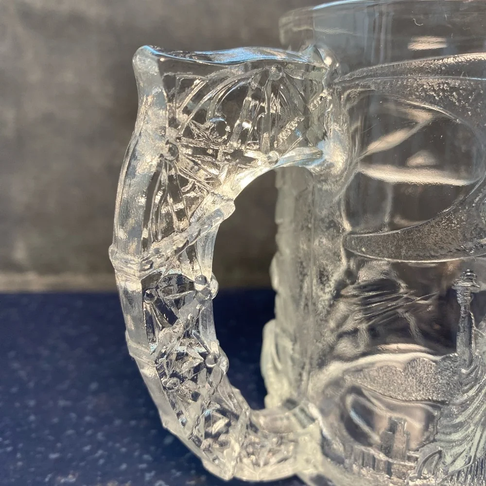 Set 1995 McDonald’s Clear Glass Mugs “Batman” & “Robin” Batman Forever